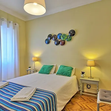 Almirante 2 - Lisbonbreaks Appartement *